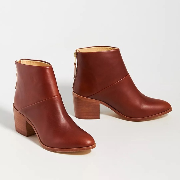 Nisolo Shoes - NISOLO Dari Leather Heeled Back Zip Boots in Color “Brandy” Size 8.5